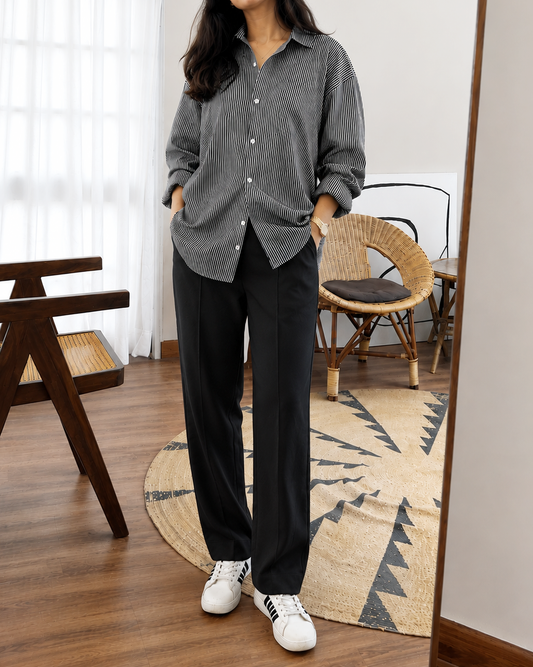Unisex Pleated Trouser - Black
